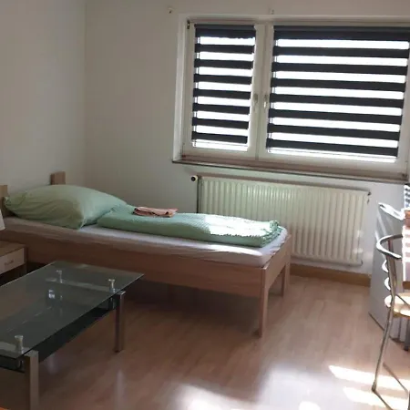Monteurwohnung Fuer Bis Zu 6 Personen *